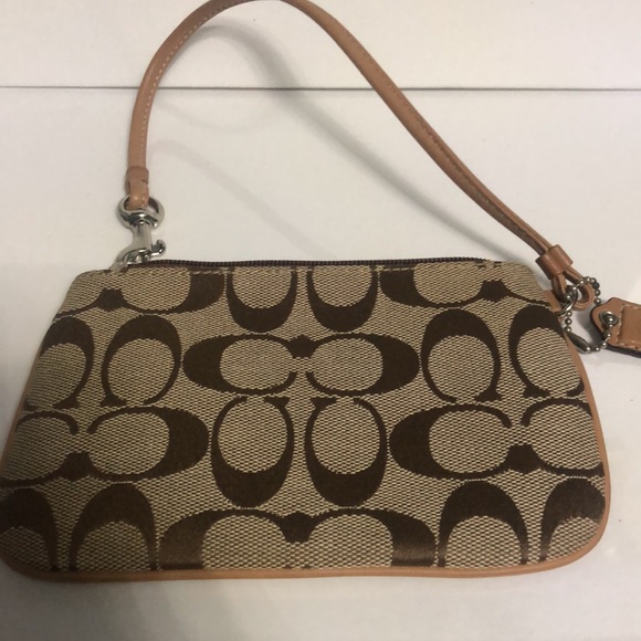 Coach hand held 3 for the price of one new never used no tags - Picture 5 of 8